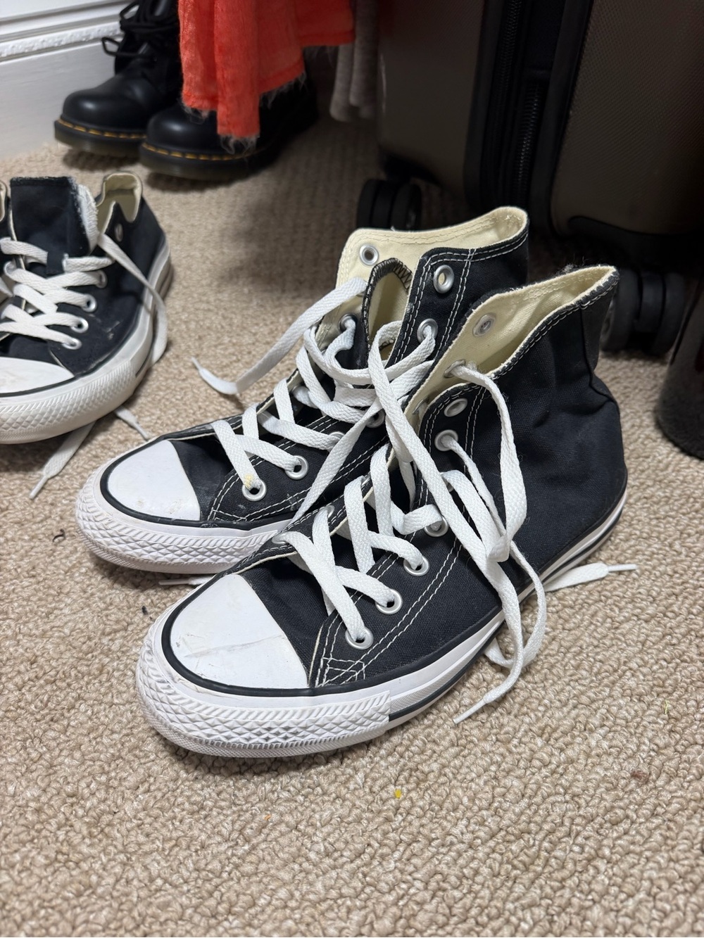 Converse Bundle - Picture 3 of 5